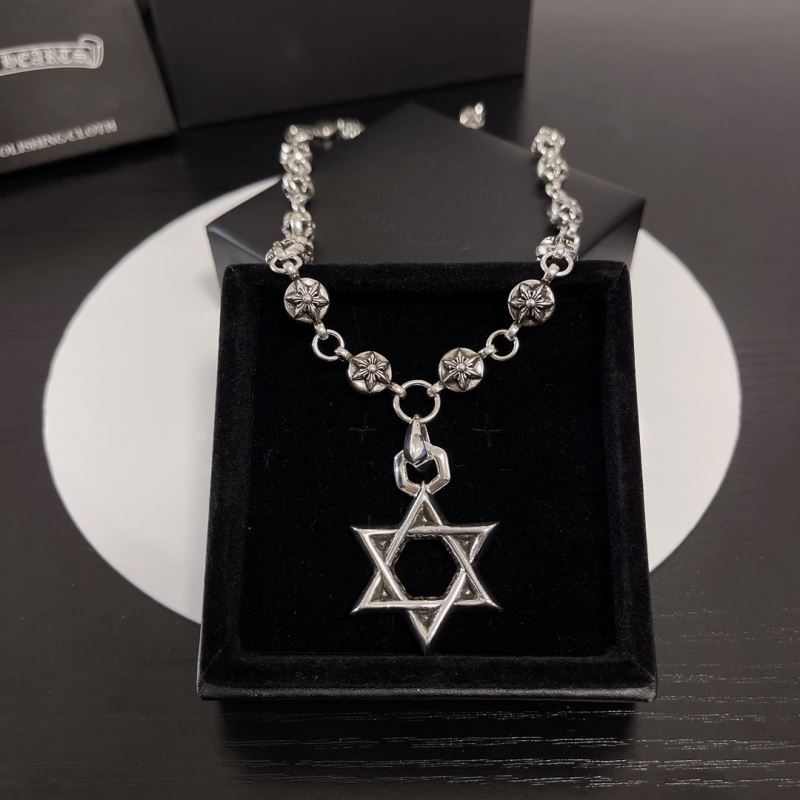Ch**me He**ts necklaces